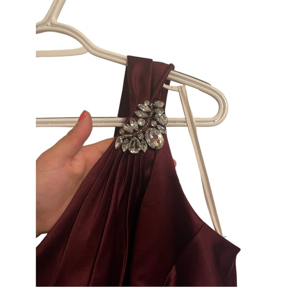 David’s Bridal Plus Size Floor Length One Shoulder Dress In Color Wine NWT - Picture 3 of 5